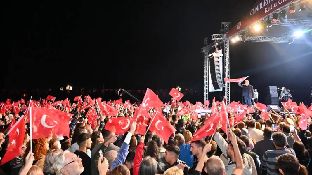 Haluk Levent Kepez’de Müzik Şöleni Yaşattı 3